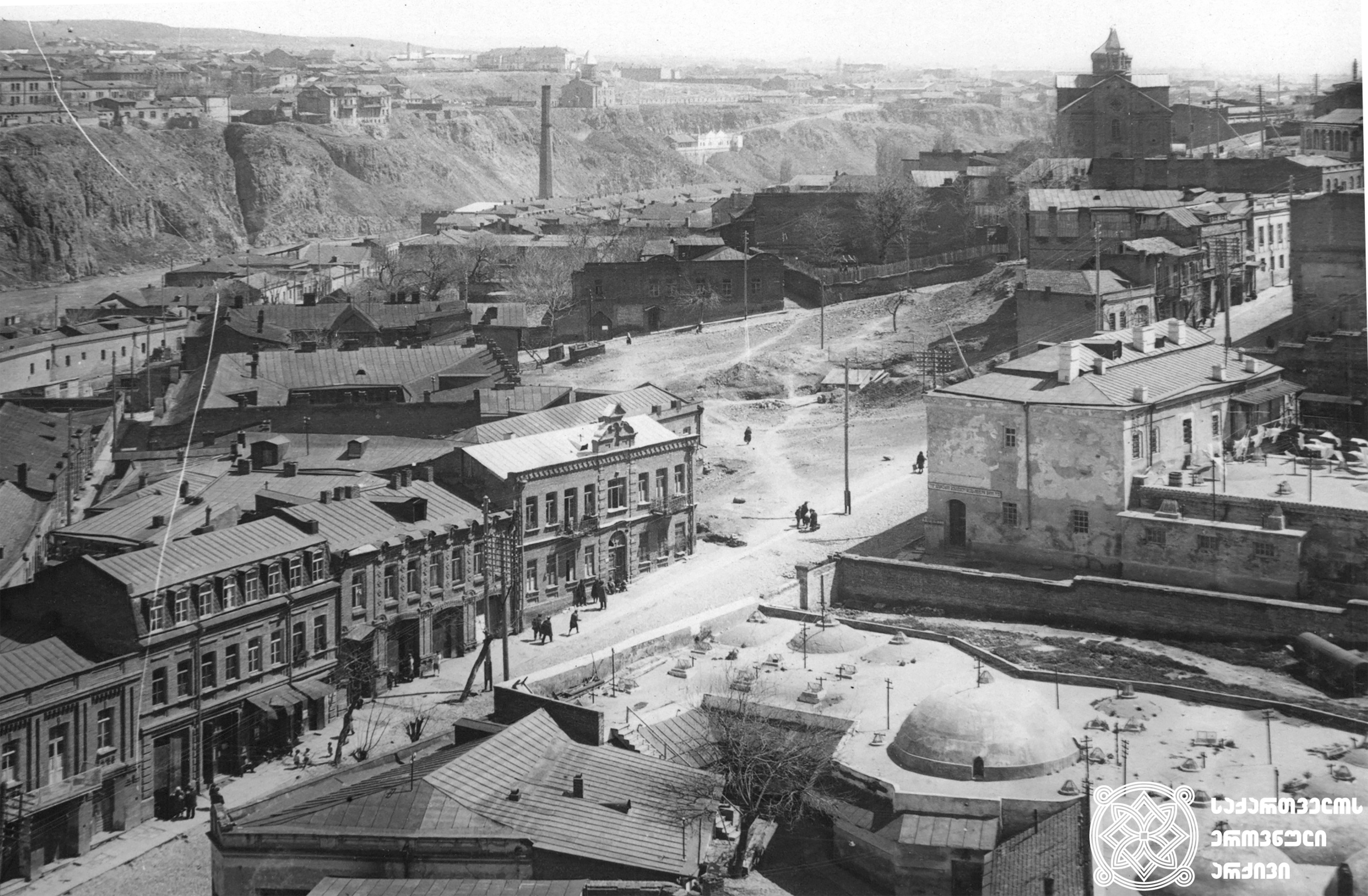 ადრე